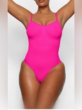 SKIMS Seamless Barbiecore Sculpt Brief Bodysuit Shapewear Hot Pink/Flamingo L/XL